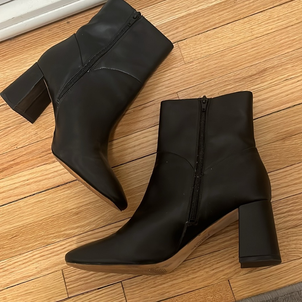 Nordstrom Rack black booties - Picture 2 of 4